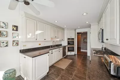 4545 W Touhy Avenue #319W, Lincolnwood, IL 60712 - Photo 9