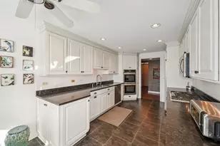 4545 W Touhy Ave, Lincolnwood, IL 60712 - Photo 9