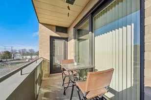 4545 W Touhy Ave, Lincolnwood, IL 60712 - Photo 15