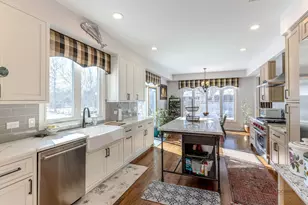 3031 Farner Ct, Riverwoods, IL 60015 - Photo 9