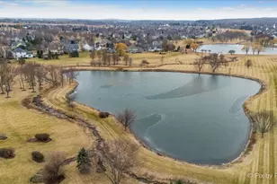 39W901 Carl Sandburg Rd, Saint Charles, IL 60175 - Photo 65