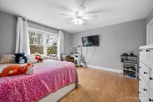 39W901 Carl Sandburg Rd, Saint Charles, IL 60175 - Photo 25