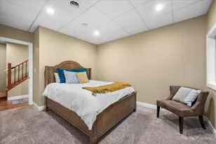 39W901 Carl Sandburg Rd, Saint Charles, IL 60175 - Photo 41