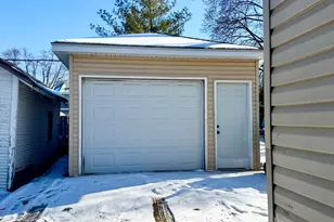 712 S Spencer St, Aurora, IL 60505 - Photo 37