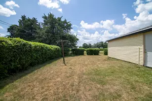 729 Webster Cir W, Kankakee, IL 60901 - Photo 13