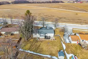 505 W North St, Danvers, IL 61732 - Photo 41