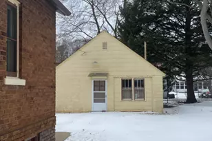 310 S Murdock St, Streator, IL 61364 - Photo 3