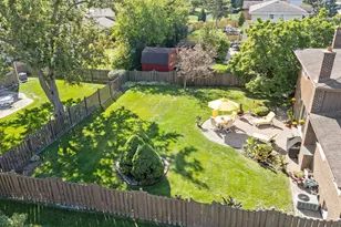 2439 N Windsor Dr, Arlington Heights, IL 60004 - Photo 31