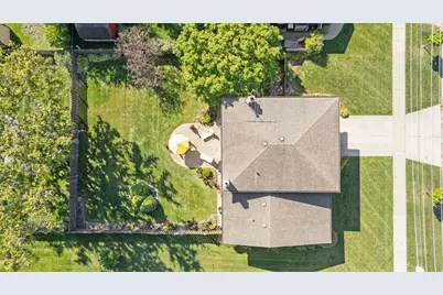 2439 N Windsor Drive, Arlington Heights, IL 60004 - Photo 29