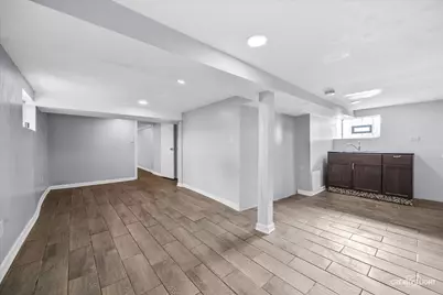 1914 S 8th Avenue, Maywood, IL 60153 - Photo 17