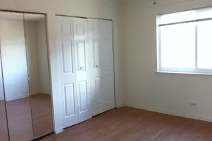 9368 Bay Colony Dr, Des Plaines, IL 60016 - Photo 11