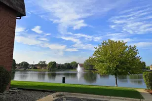 9368 Bay Colony Dr, Des Plaines, IL 60016 - Photo 17