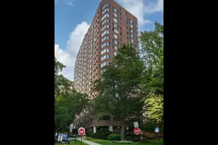 3100 N Lake Shore Dr, Chicago, IL 60657 - Photo 1
