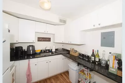 3100 N Lake Shore Drive #310, Chicago, IL 60657 - Photo 5