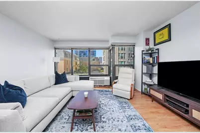 30 E Huron Street #1106, Chicago, IL 60611 - Photo 3