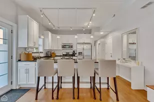 2701 W Hirsch St, Chicago, IL 60622 - Photo 9