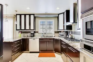 4408 Hammersmith Ln, Glenview, IL 60026 - Photo 13