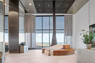 211 N Harbor Dr, Chicago, IL 60601 - Photo 5