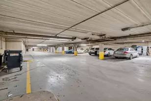 1041 N Mill St, Naperville, IL 60563 - Photo 27