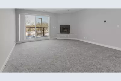 815 Leicester Road #211, Elk Grove Village, IL 60007 - Photo 5