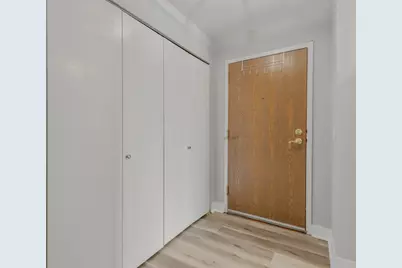 815 Leicester Road #211, Elk Grove Village, IL 60007 - Photo 19