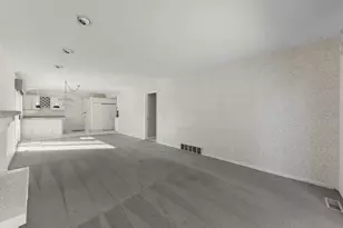 729 Burning Tree Ln, Naperville, IL 60563 - Photo 11