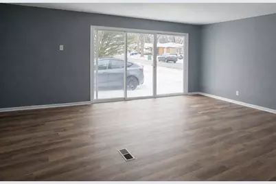 15403 Dorchester Avenue, Dolton, IL 60419 - Photo 3