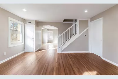 38 N Rebecca Street, Glenwood, IL 60425 - Photo 5