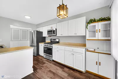 [Address not provided], Schaumburg, IL 60193 - Photo 13