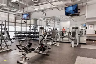 655 W Irving Park Rd, Chicago, IL 60613 - Photo 15