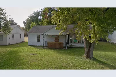 713 Burrell Street, Carmi, IL 62821 - Photo 3