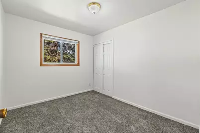 2308 Madonna Avenue, Joliet, IL 60436 - Photo 5