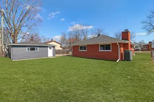 2532 N Jackson Street N, Waukegan, IL 60087 - Photo 27