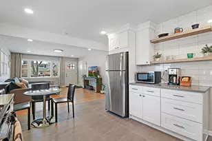 2532 N Jackson Street N, Waukegan, IL 60087 - Photo 7