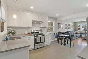 2532 N Jackson Street N, Waukegan, IL 60087 - Photo 11