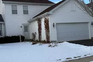 32504 Millstone Cir, Lakemoor, IL 60051 - Photo 1