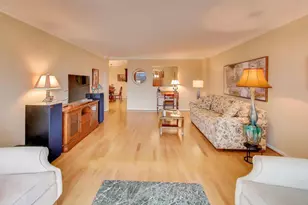 441 N Park Blvd, Glen Ellyn, IL 60137 - Photo 7