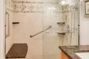 441 N Park Blvd, Glen Ellyn, IL 60137 - Photo 17