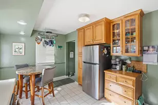 33 Blackhawk Hills Ct, Rock Island, IL 61201 - Photo 7