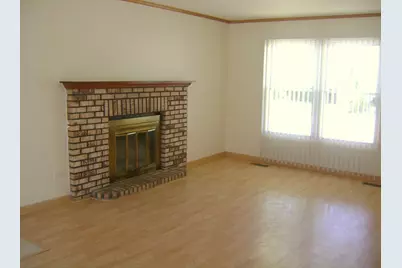 2010 S Comanche Trail #0, Round Lake Beach, IL 60073 - Photo 5