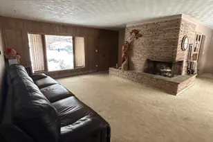 2824 W Bonnie Brook Ln, Waukegan, IL 60087 - Photo 3