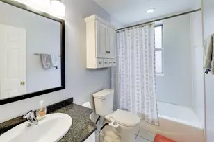 6251 N Magnolia Ave, Chicago, IL 60660 - Photo 17