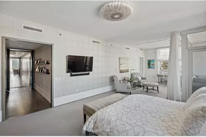 [Address not provided], Chicago, IL 60611 - Photo 15