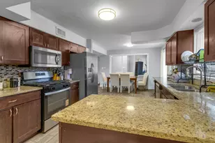 6756 N Keating Ave, Lincolnwood, IL 60712 - Photo 11