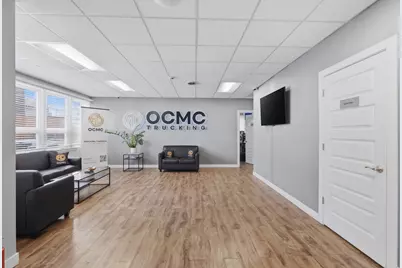 2020 N 15th Avenue, Melrose Park, IL 60160 - Photo 9