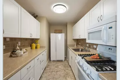 1800 7th Street #11C, East Moline, IL 61244 - Photo 13