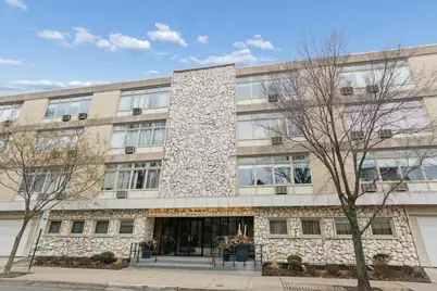 222 N Marion Street #2J, Oak Park, IL 60302 - Photo 1