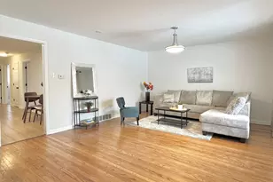 468 Joyce Ct, South Holland, IL 60473 - Photo 5