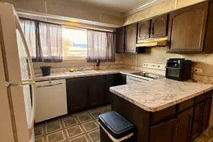 1341 Beverly Ln, Streamwood, IL 60107 - Photo 5