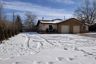 1341 Beverly Ln, Streamwood, IL 60107 - Photo 1